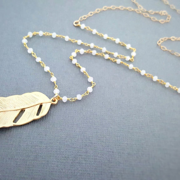 Fuller House, Season 2 – Feather & Moonstone Gold Necklace