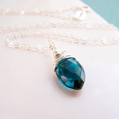 Celebrity Gifting: Teal Briolette Necklace for the 2016 GBK Golden Globes Event
