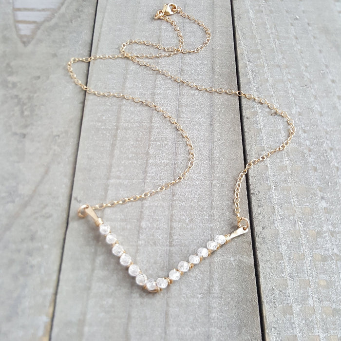 Grace and Frankie, Season 1 (Netflix, 2019) – Crystal Wire Wrapped Chevron Necklace