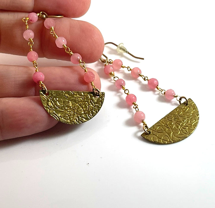 Pink Jade & Textured Brass Drop Earrings – 14k Gold Filled