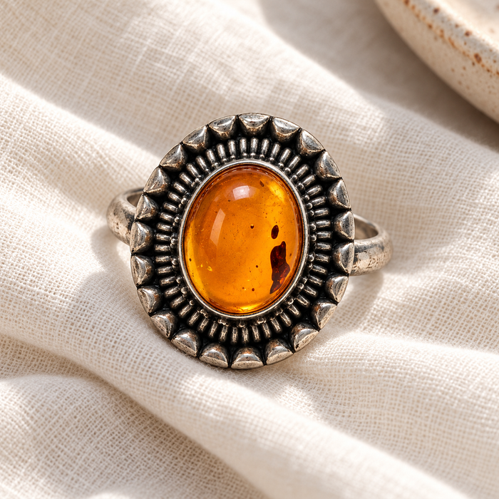 Amber & Sterling Silver Ring – Size 8