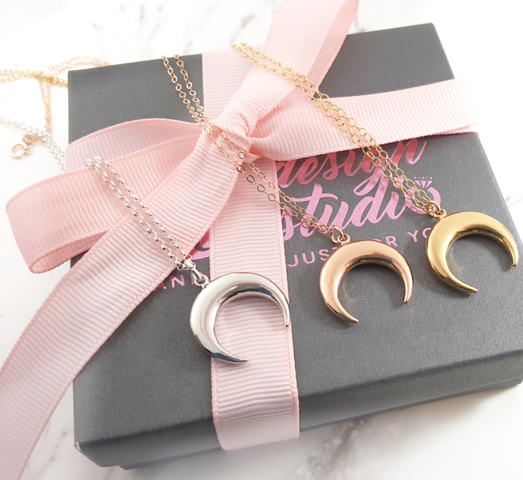 Simple Crescent Moon Pendant Necklace - Moon Necklace - Silver Gold Rose Gold - Gift for Her