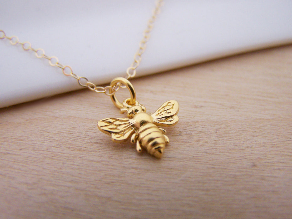 Gold Bumblebee Charm Necklace - Honey Bee Minimalist Jewelry - Bumble Bee Jewelry